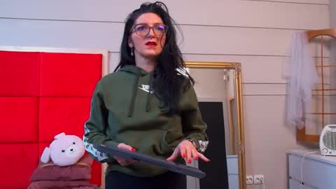 LanaBanner online show from 02.07.26