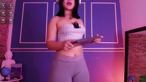  Lana  online show from 10.29.25