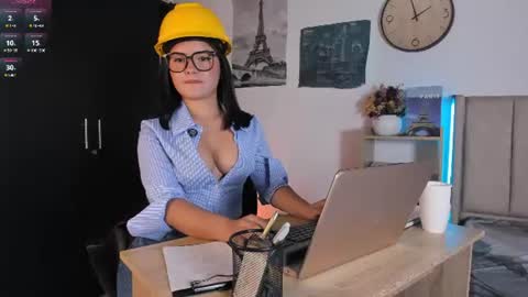 Snapshot of lana_beket_ chatting on 07.16.26 Lana online show from 07.16.26