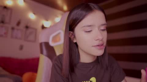 Lana online show from 10.22.25