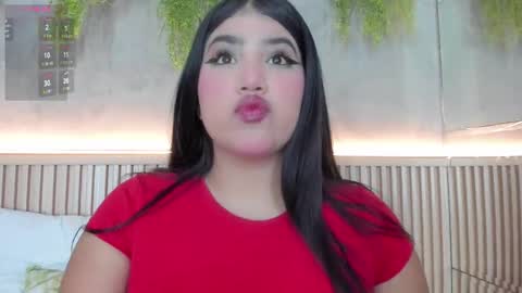 lana_lann online show from 10.05.25