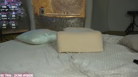 Snapshot of lana_lee_ chatting on 01.16.25 Hey. Free Lovense control in pvt online show from 01.16.25