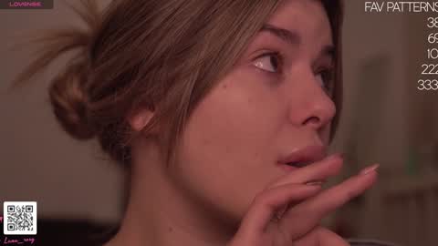 Snapshot of lana_rosy chatting on 01.19.25 Alana online show from 01.19.25