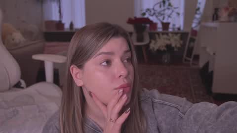 Snapshot of lana_rosy chatting on 01.25.25 Alana online show from 01.25.25