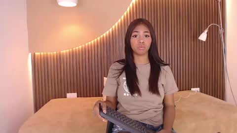 katiuska online show from 02.19.25