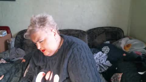 lanacat555 online show from 12.17.25