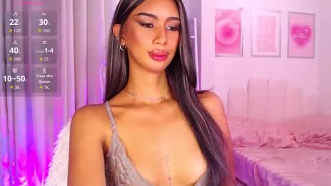 Snapshot of lanadel_hilton chatting on 09.23.25 Lana online show from 09.23.25