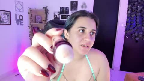 lanaherondale_ online show from 11.29.25