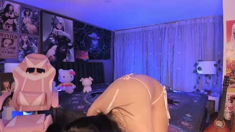 L A N A  online show from 01.12.25