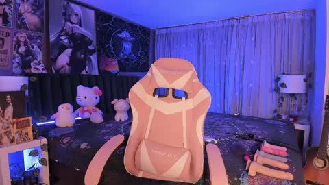 L A N A  online show from 01.13.25