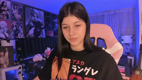 L A N A  online show from 01.28.25