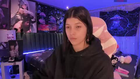 L A N A  online show from 02.14.25