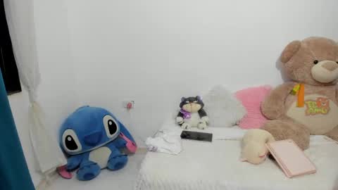 Lana  online show from 02.19.25