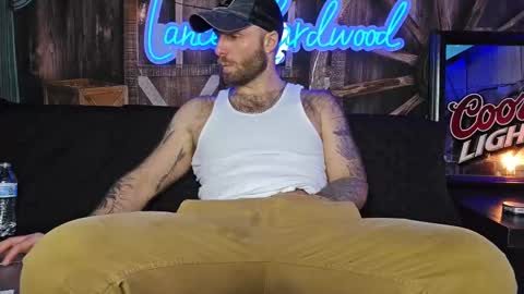 Snapshot of lancehardwood222 chatting on 02.10.25 LANCE online show from 02.10.25