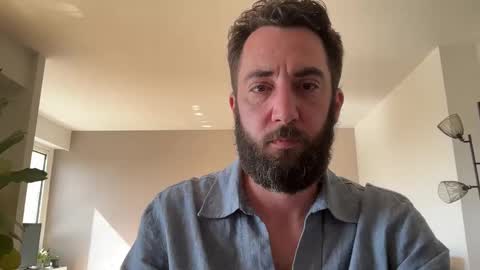 Snapshot of lanimalr chatting on 04.09.26 Lanimal online show from 04.09.26