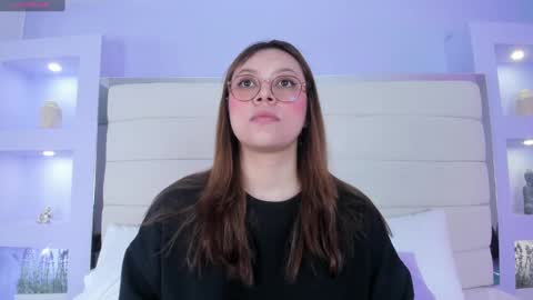 Snapshot of lanna18_ chatting on 01.25.25 Lanna online show from 01.25.25