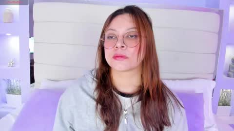Snapshot of lanna18_ chatting on 02.15.25 Lanna online show from 02.15.25