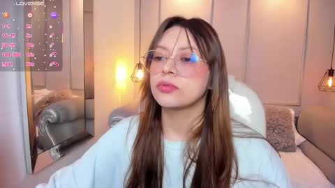 Snapshot of lanna18_ chatting on 10.17.25 Lanna online show from 10.17.25