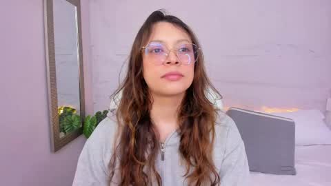 Lanna online show from 06.05.26
