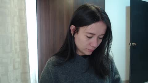 Snapshot of lanna_mills chatting on 12.09.24 Lanna online show from 12.09.24