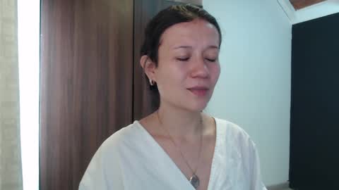 Snapshot of lanna_mills chatting on 12.18.24 Lanna online show from 12.18.24