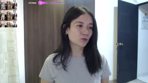 Snapshot of lanna_mills chatting on 01.03.25 Lanna online show from 01.03.25