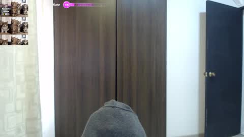 Snapshot of lanna_mills chatting on 01.21.25 Lanna online show from 01.21.25