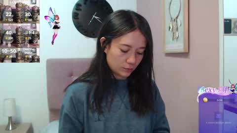 Snapshot of lanna_mills chatting on 02.28.25 Lanna online show from 02.28.25