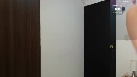 Snapshot of lanna_mills chatting on 09.26.25 Lanna online show from 09.26.25