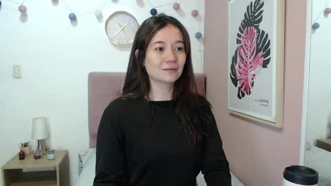 Snapshot of lanna_mills chatting on 05.07.26 Lanna online show from 05.07.26