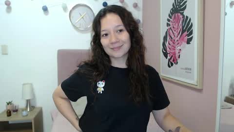 Snapshot of lanna_mills chatting on 06.03.26 Lanna online show from 06.03.26