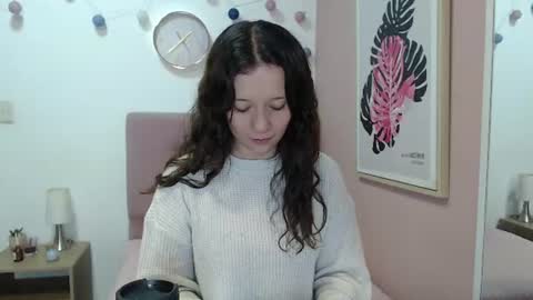 Snapshot of lanna_mills chatting on 06.12.26 Lanna online show from 06.12.26