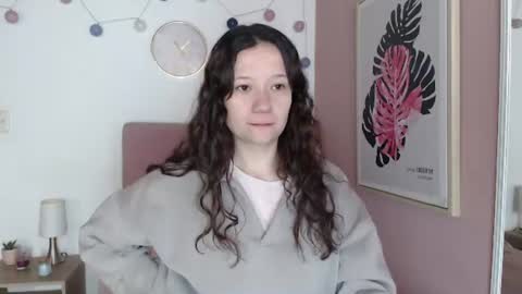 Snapshot of lanna_mills chatting on 06.15.26 Lanna online show from 06.15.26