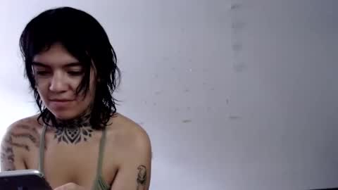 Snapshot of lannie_gonzales chatting on 12.26.24 LANNIE   online show from 12.26.24