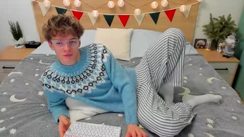 Snapshot of lanny_fandi chatting on 01.16.25 Fandi online show from 01.16.25