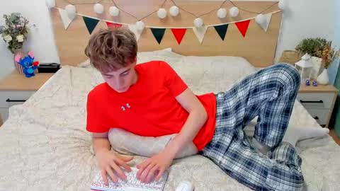 Snapshot of lanny_fandi chatting on 03.02.25 Fandi online show from 03.02.25