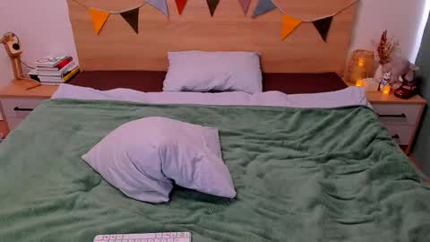 Snapshot of lanny_fandi chatting on 10.07.25 Fandi online show from 10.07.25