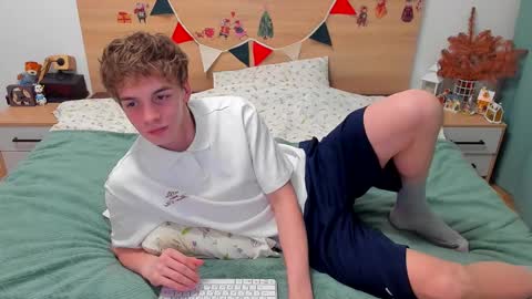 Snapshot of lanny_fandi chatting on 01.16.26 Fandi online show from 01.16.26