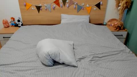 Snapshot of lanny_fandi chatting on 03.12.26 Fandi online show from 03.12.26