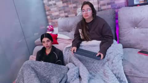 lara_as online show from 07.14.26