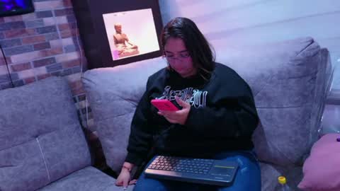 lara_as online show from 07.29.26