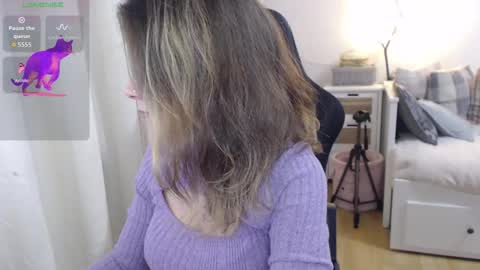 Lara online show from 12.18.25