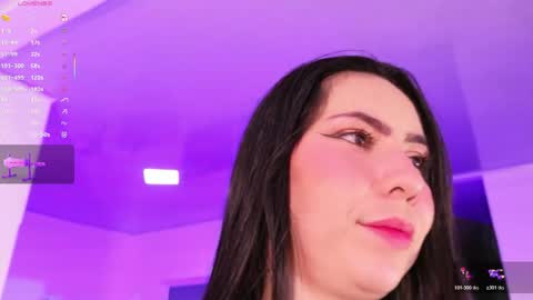 Snapshot of lara_giraldo chatting on 05.27.26 Hello Guys I am Lara Giraldo WELCOME To my room online show from 05.27.26