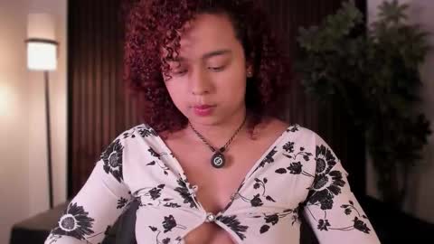 Lara  online show from 10.22.25
