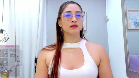      700  200   online show from 02.03.25