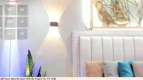      700  200   online show from 11.30.25