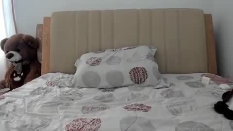 lara online show from 11.05.25