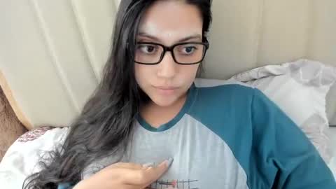 lara online show from 11.07.25