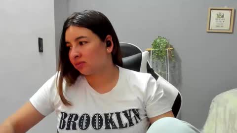 Lara online show from 05.27.26