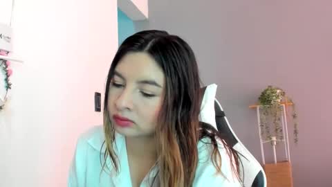 Lara online show from 05.27.26